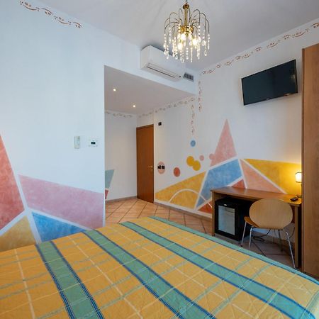 Hotel Romantic Cavaion Veronese Dış mekan fotoğraf