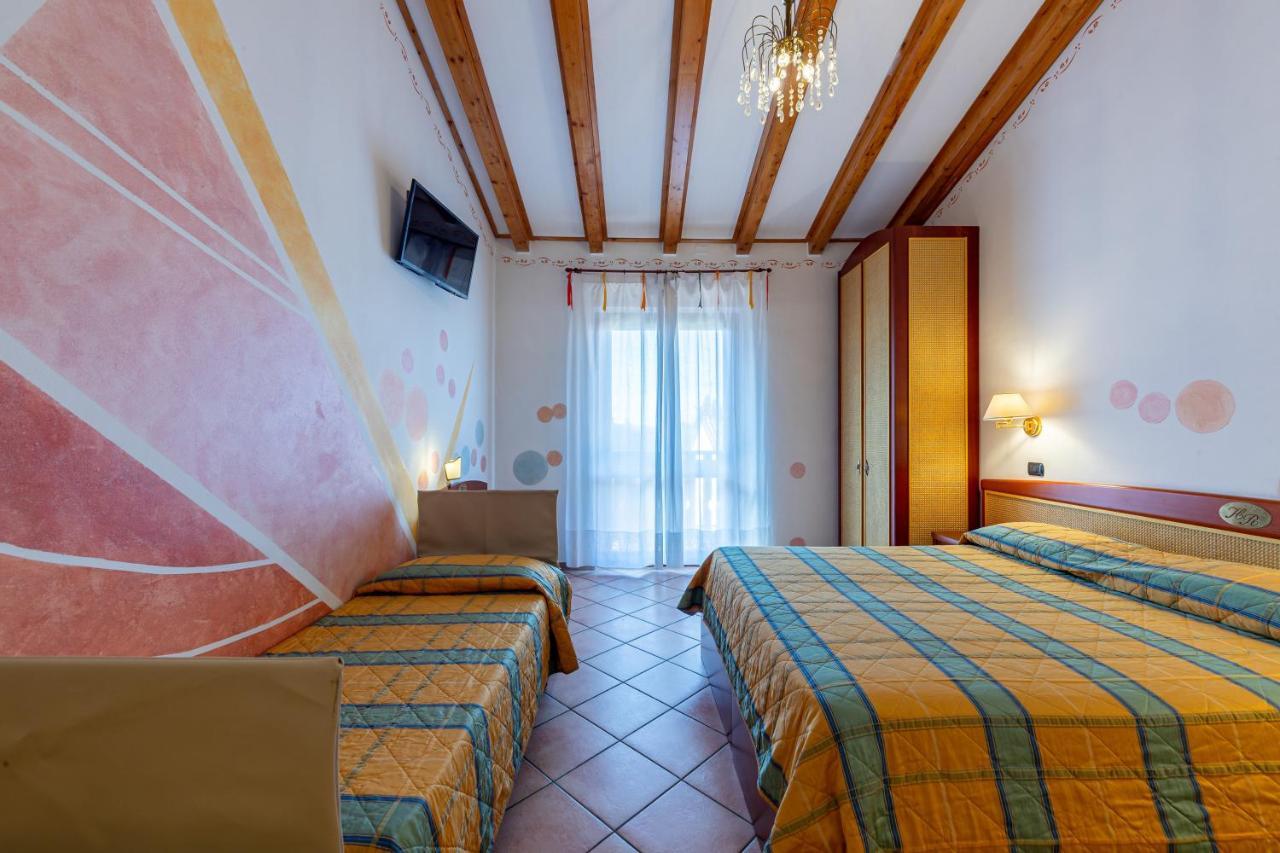 Hotel Romantic Cavaion Veronese Dış mekan fotoğraf